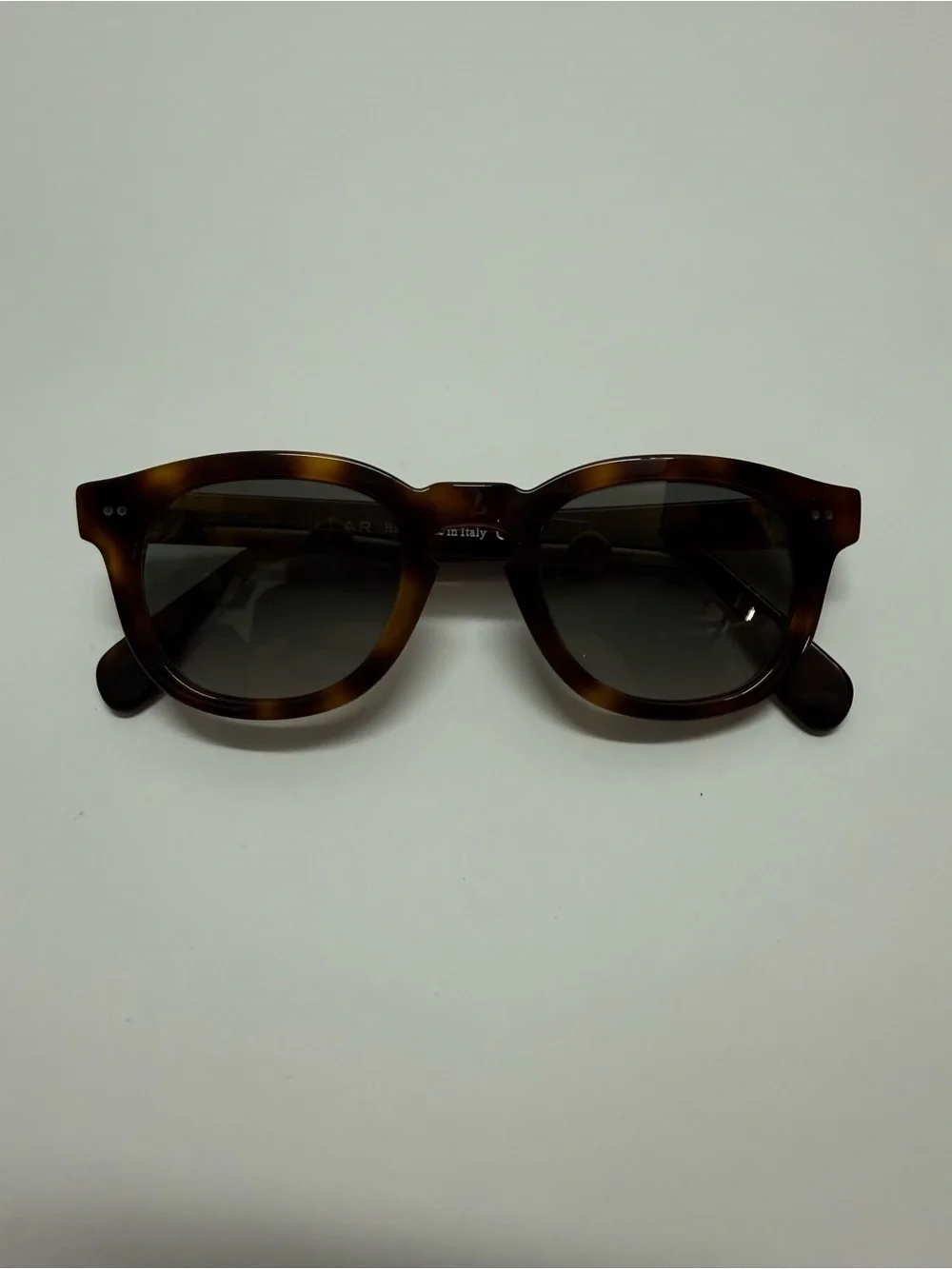 Peter Millar Men's Tortoiseshell Sunglasses - Brown/Black Gradient